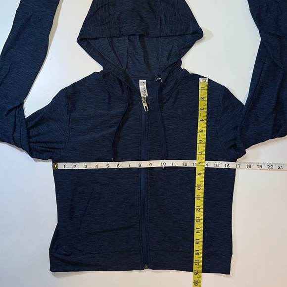 NWOT: Kyodan Outdoor cropped jacket - Picture 11 of 13